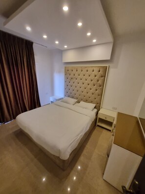 Apartment, 1 Bedroom, Accessible, Smoking | 1 bedroom