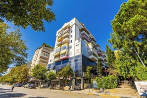 Exterior - Skai Apartment by Kondo Stays (Tiranë)