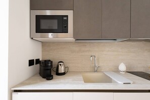 Private kitchen - [Amenano Suite House] apartament into the center (Catania)