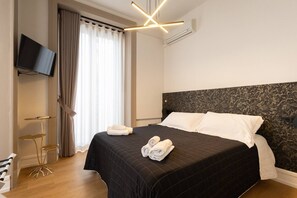 Bügeleisen/Bügelbrett, kostenloses WLAN, Bettwäsche