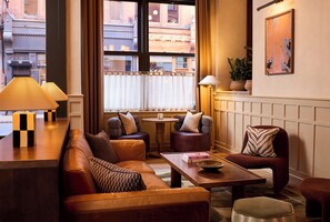 2 barer/lounger og cocktailbar