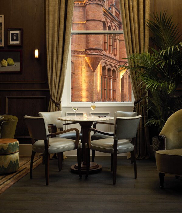 2 bares, bar de cocktails