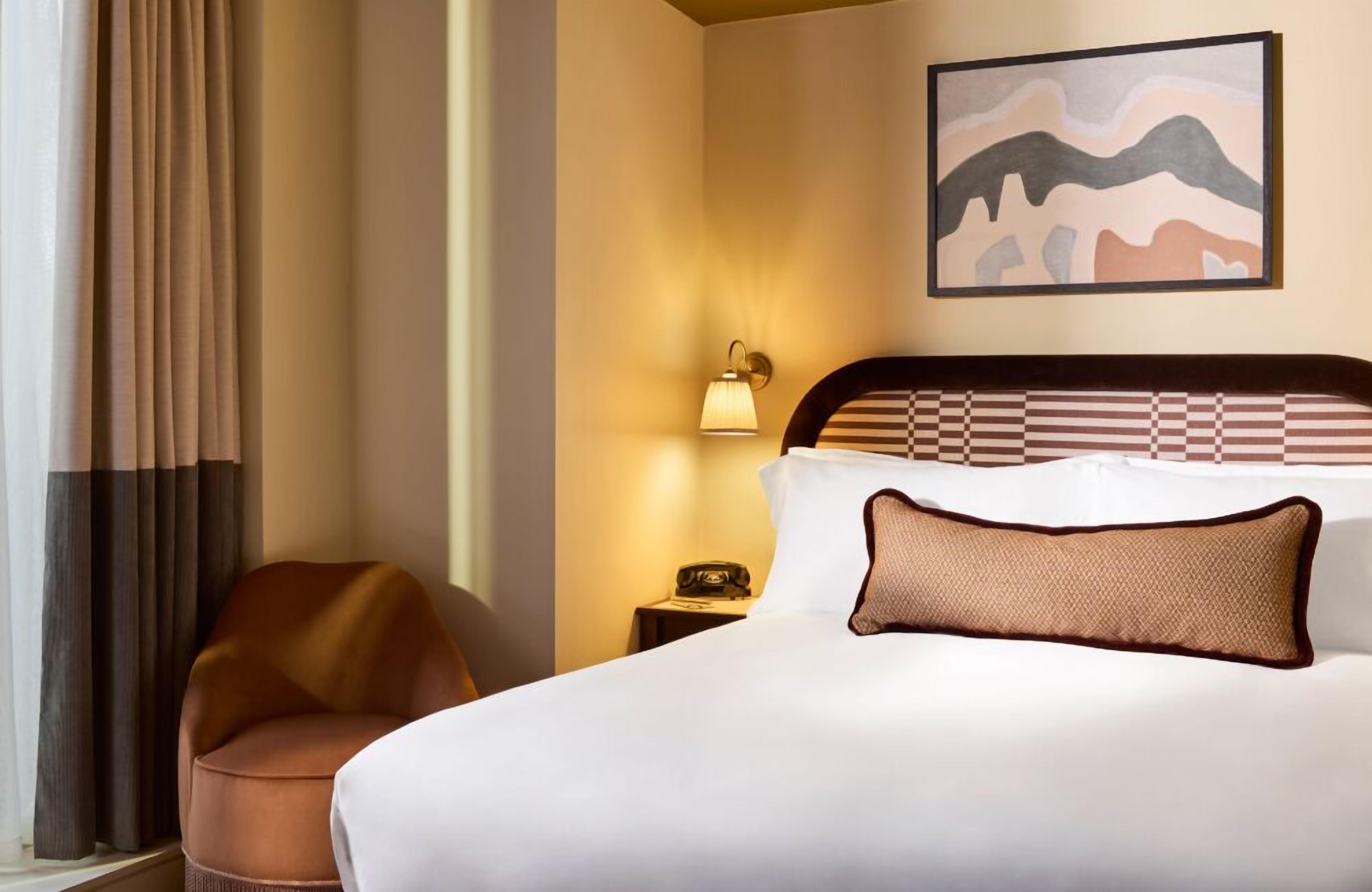 Classic-Doppelzimmer | Minibar (mit einigen kostenlosen Artikeln), Verdunkelungsvorhänge