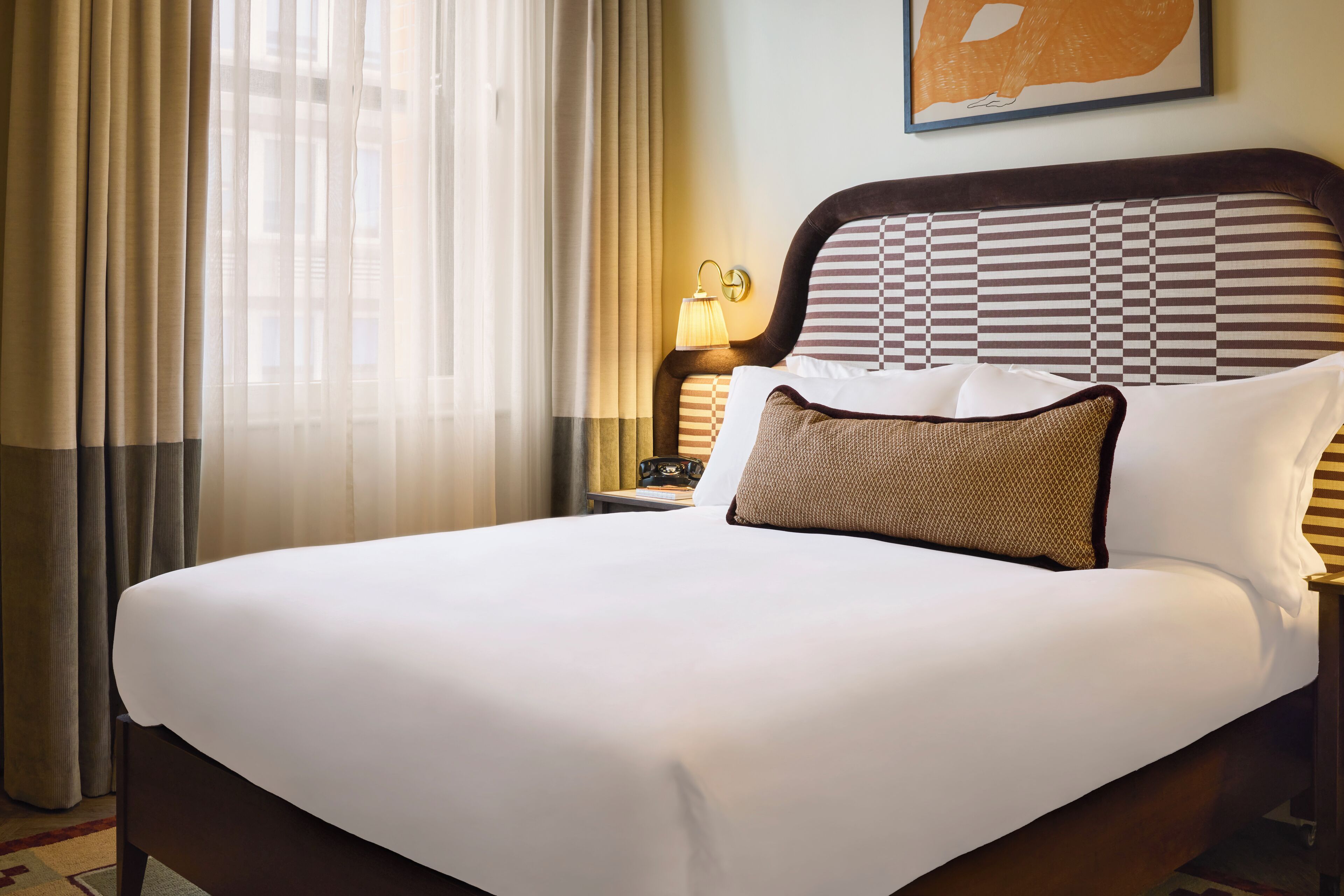 Cosy | Free minibar items, blackout drapes, free WiFi, bed sheets