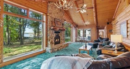 Westview Lodge - hot tub / pool / lake front / private / 2 fireplaces