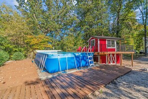 Alberca al aire libre y alberca climatizada