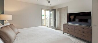 Landing | Stylish 1BD, Clubhouse, Gym