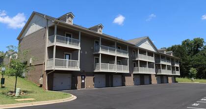 Landing | Stylish 1BD, Clubhouse, Gym