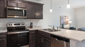 Fridge, dining tables - Landing | Stunning 1BD, Pool, Gym (Lyman)