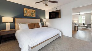 1 bedroom, desk, iron/ironing board, WiFi