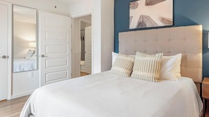 1 bedroom, desk, iron/ironing board, WiFi - Landing | Incredible 1BD, Clubhouse, Gym (Lyman)