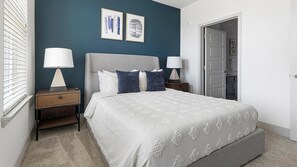 1 bedroom, desk, iron/ironing board, WiFi