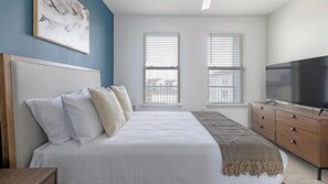 1 bedroom, desk, iron/ironing board, WiFi