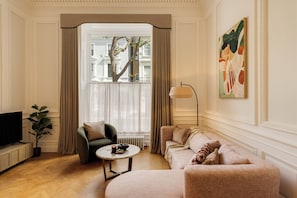 Appartement Deluxe | Literie de qualité, coffre-fort, décor unique