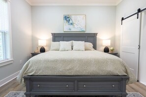 3 habitaciones, tabla de planchar con plancha y wifi gratis 