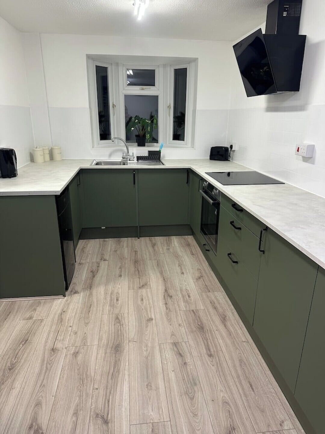 Four, plaque de cuisson