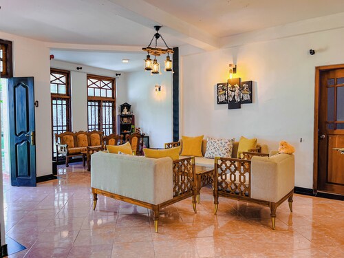 Dadas Villa - A Private Villa in Kandy & Peaceful Escape for Families & Couples
