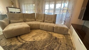 Living area - Modern and comfortable house in Nidderau - ideal for families and couples (Nidderau)