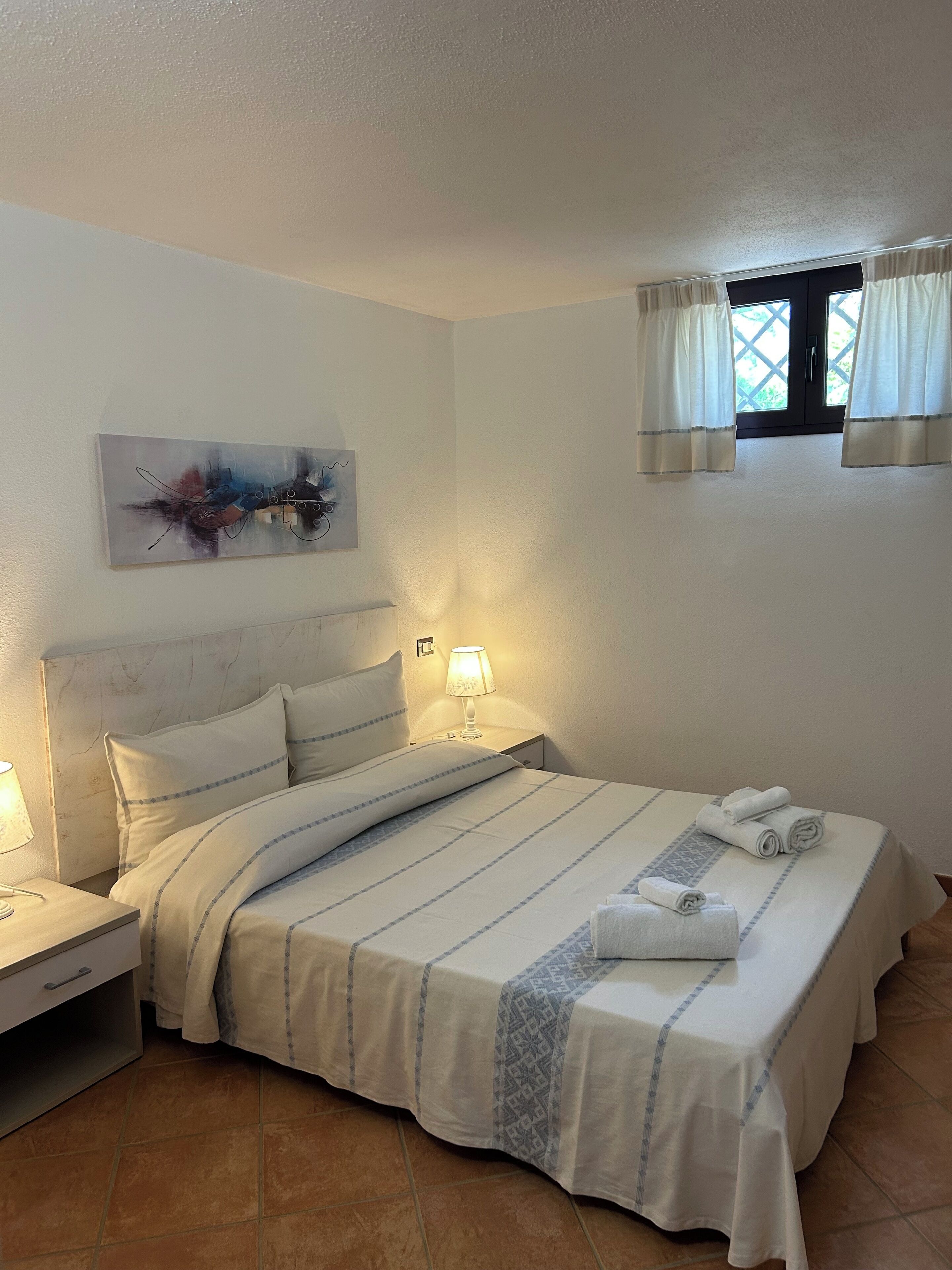 3 chambres, fer et planche à repasser, Wi-Fi gratuit, draps fournis