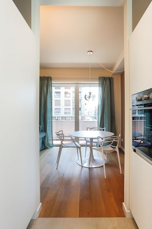 Dining - MilanLife Apartments - D-Town Charme (Milano)