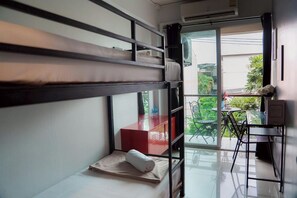 Basic Room, Balcony | In-room safe, free WiFi, bed sheets