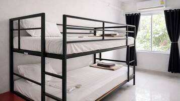 Economy Room | In-room safe, free WiFi, bed sheets