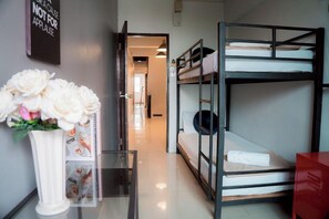 Basic Room, Balcony | In-room safe, free WiFi, bed sheets