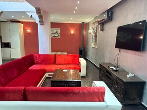 Televisor intel·ligent i llar de foc