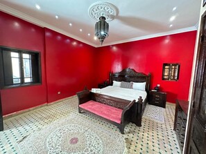 3 bedrooms, desk, iron/ironing board, travel crib - Riad 3 rooms 306m2 500 m from Place Jemaa el-Fna (Marrakech)