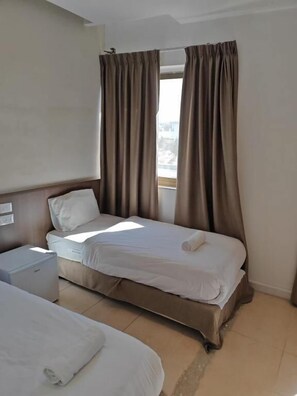 Desk, laptop workspace, free WiFi