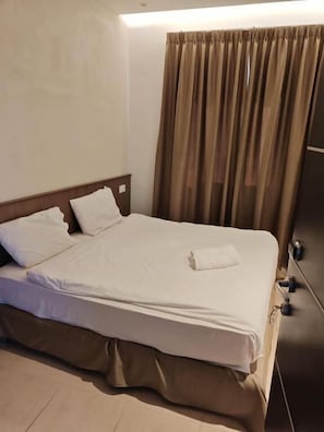 Single Room, City View