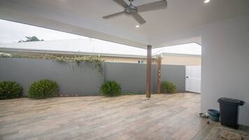 Maison, 4 chambres, patio | Terrasse/Patio