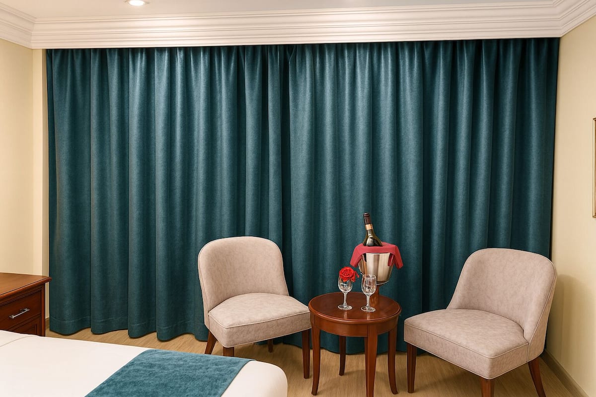 In-room safe, blackout curtains, soundproofing