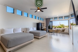Studio Suite, 2 Queen Beds, Balcony, City View (605 Tower 101)