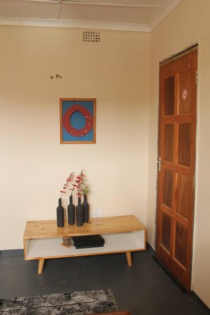 Cabin, Mountain View | Desk, laptop workspace, iron/ironing board, free WiFi