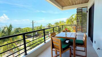 Villa, 2 chambres, vue mer, en front de mer | Terrasse/Patio