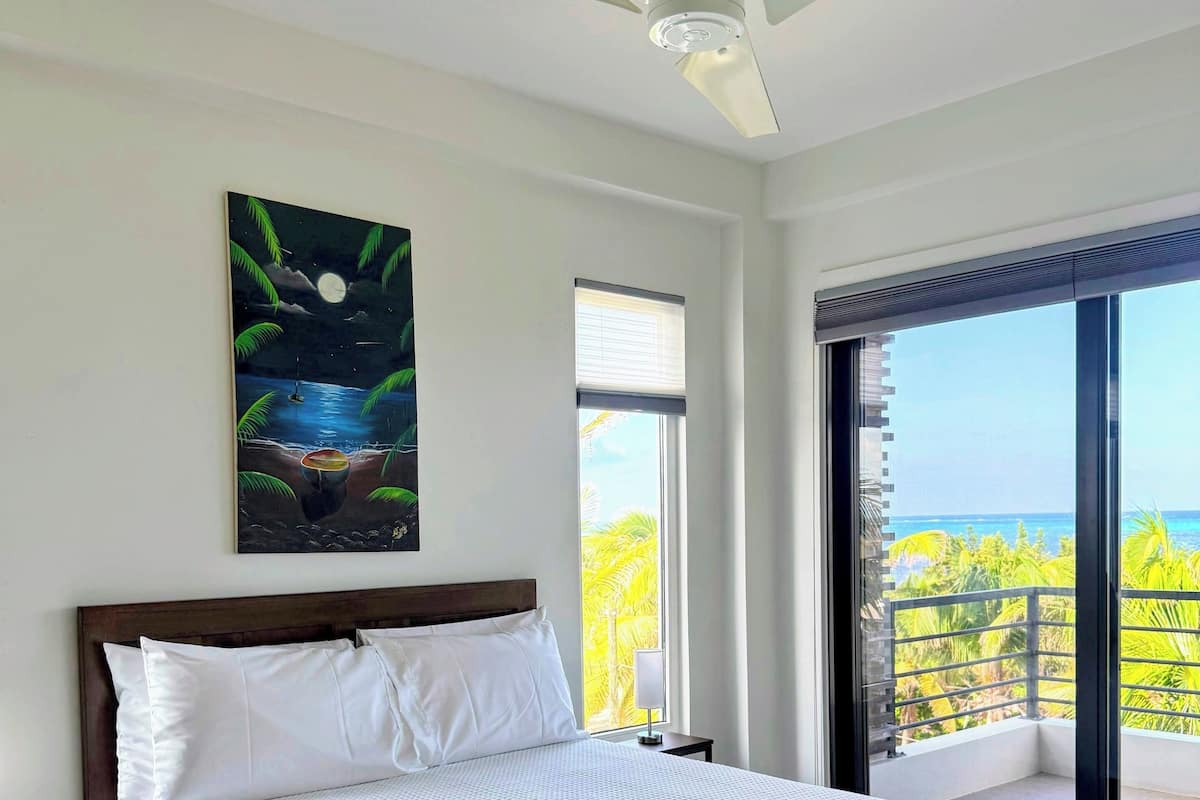 Villa, 2 chambres, vue mer, en front de mer | Coffres-forts dans les chambres, bureau