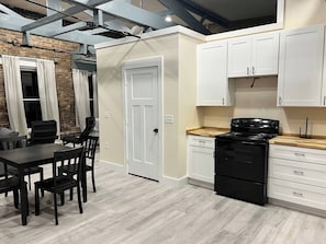 Microwave, oven, stovetop, dishwasher