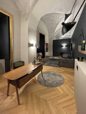 Basic Apartment | Living area