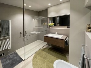 Basic Apartment | Bathroom | Free toiletries, hair dryer, bathrobes, bidet - Le Dimore del Toscano (Catania)