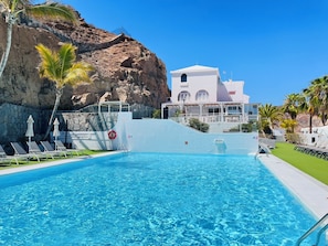 Apartment, 1 Bedroom, Smoking, Balcony | Pool
