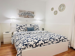 Apartment, 1 Bedroom, Smoking, Balcony | 2 bedrooms