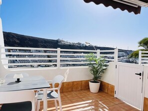 Apartment, 1 Bedroom, Smoking, Balcony | Balcony