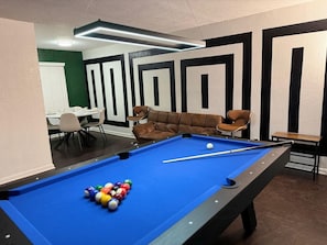 Games room - Pool Table  Luxury 1Bed Apt in Downtown & Heights (Houston)