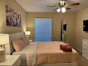 1 bedroom, desk, iron/ironing board, WiFi