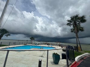 Pool - Lake view 1Bed Apt | Pool | Nasa & Kemah Boardwalk (Seabrook)