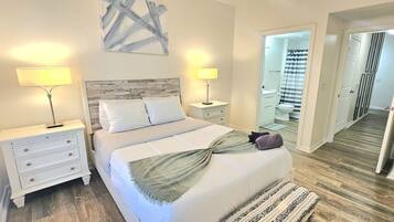 2 slaapkamers, een bureau, een strijkplank/strijkijzer, wifi