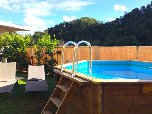 Cozy Rustico for 6/7 people with umbrella in Lido di Camaiore