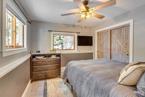 3 bedrooms, iron/ironing board, travel cot, WiFi