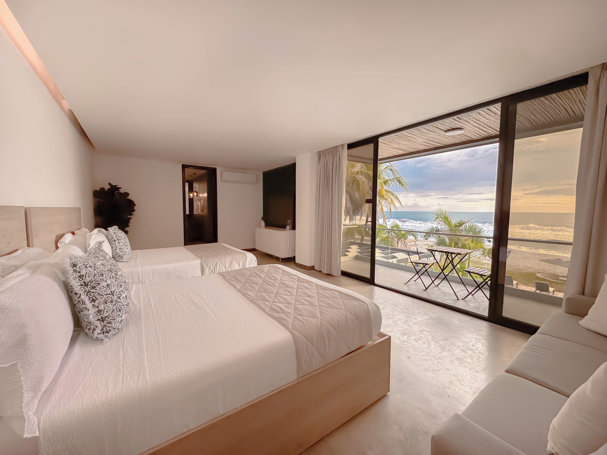 Standard Double Room, Balcony, Sea View | Free WiFi